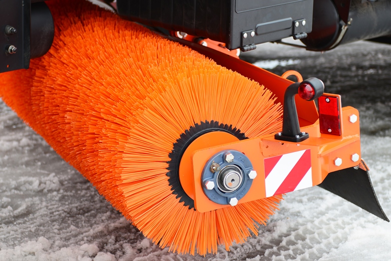 Щетка межбазовая 